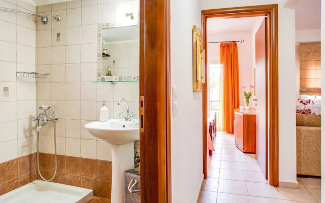 Delightful Farmhouse in Aski with Garden