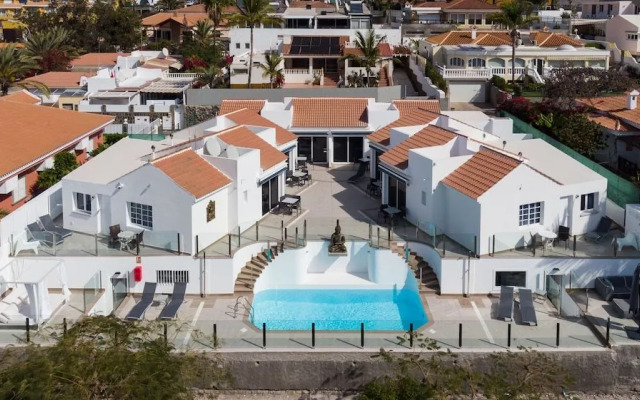 Vista Bella Bungalows