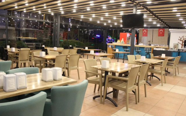 Cihan Turk Hotel