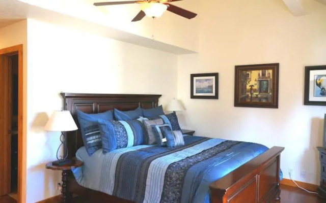 Luxury Abode at Park Meadows