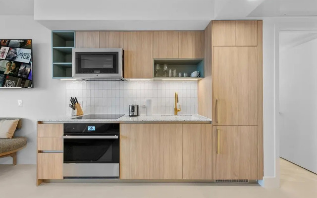 Panoramic City Views Studio in Miami