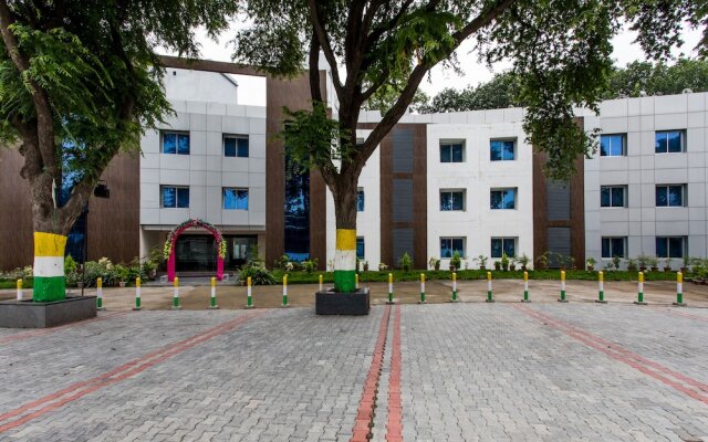 OYO 18440 Shri Ramkrishna Bagh