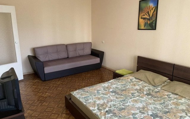 Много квартир на улице Отрадная 79