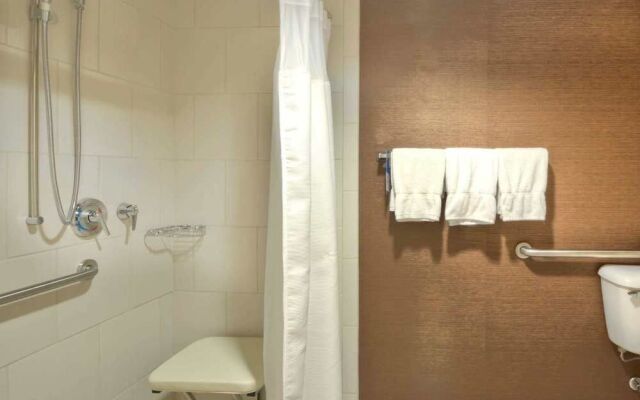 Fairfield Inn & Suites Raleigh Crabtree Valley