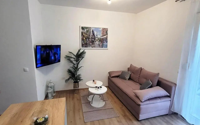 Apartment 3M
