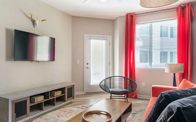 Luxury Uptown Apartments by WanderJaunt