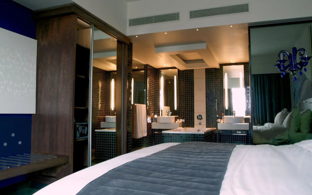 Southern Sun Rosebank