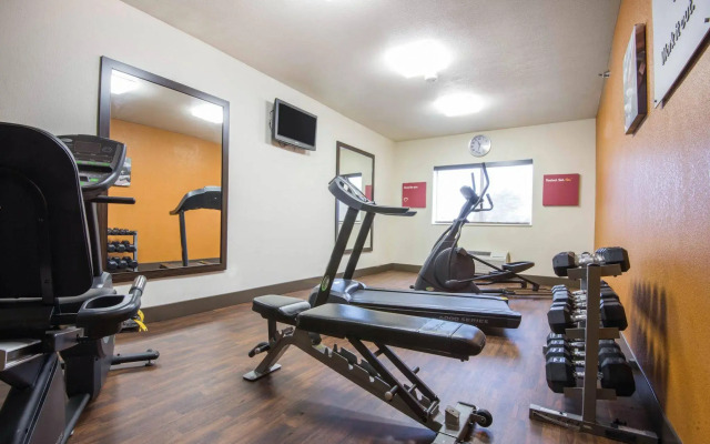 Comfort Suites Rochester Henrietta University Area