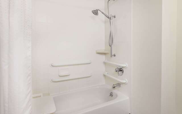 Baymont by Wyndham Chelsea