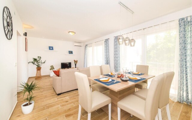 Amazing Home in Kastel Novi With Wifi and 2 Bedrooms