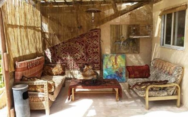 Mati and Roni's Desert GuestHouse