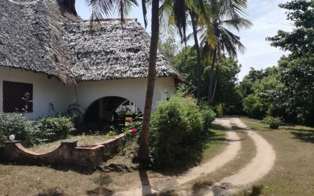 Masai Paradise Cottages