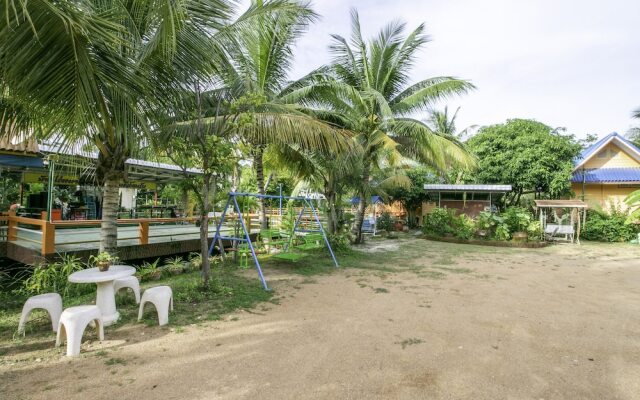 OYO 1062 Baanrai Kongjaroen