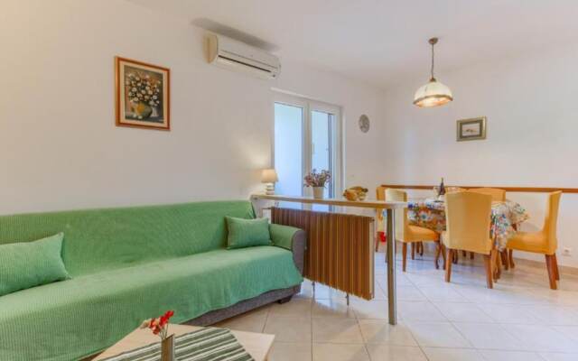 Apartment Villa Iskra