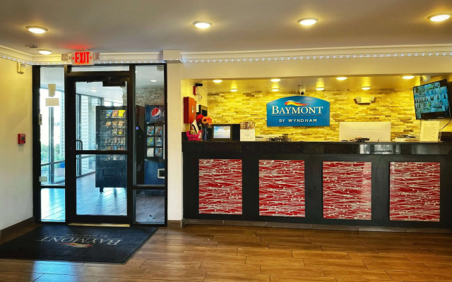 Baymont Inn & Suites by Wyndham Columbus near OSU