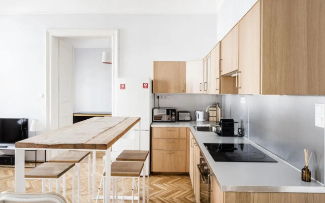 Wesselenyi Design Apartment