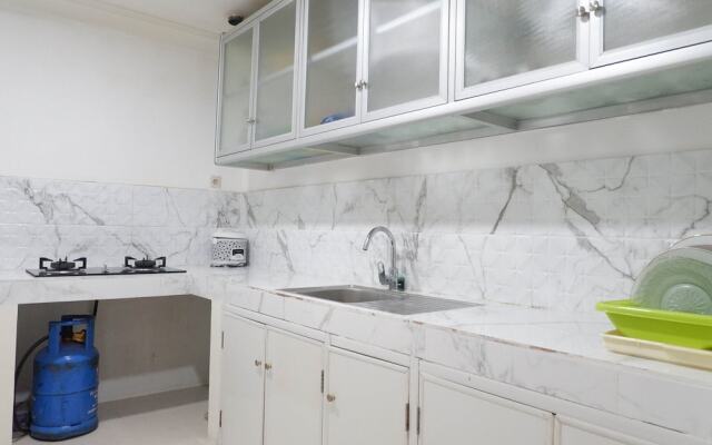 Spacious High Floor 2BR at Taman Beverly Apartment