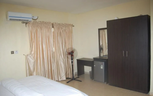 Bella Rose Hotel