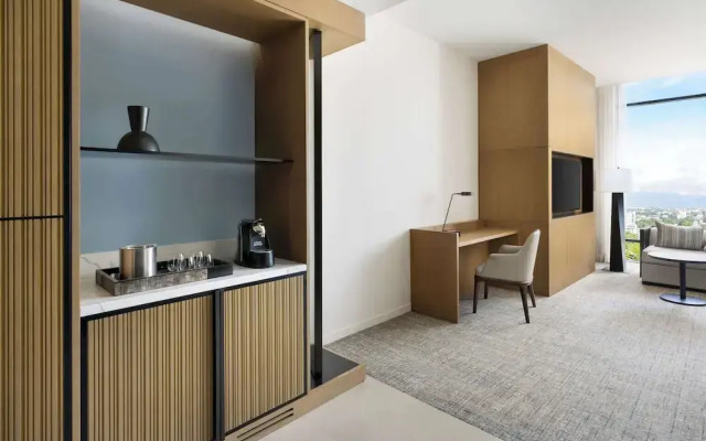 Hotel Santiago, Curio Collection by Hilton