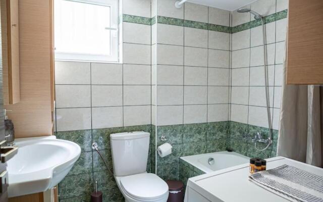 Sunny apartment-Διαμέρισμα45m2 στην πλατεία πάργης