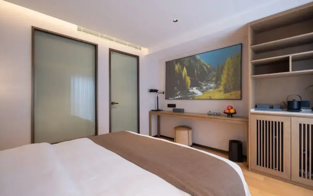 XinXiangYaYuan Courtyard