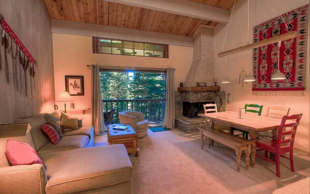 Cheyennes Place by Lake Tahoe Accommodations