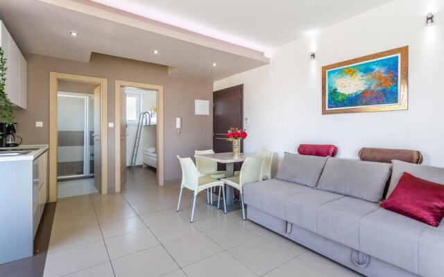 Beautiful Apartment in Njivice With Wifi and 1 Bedrooms