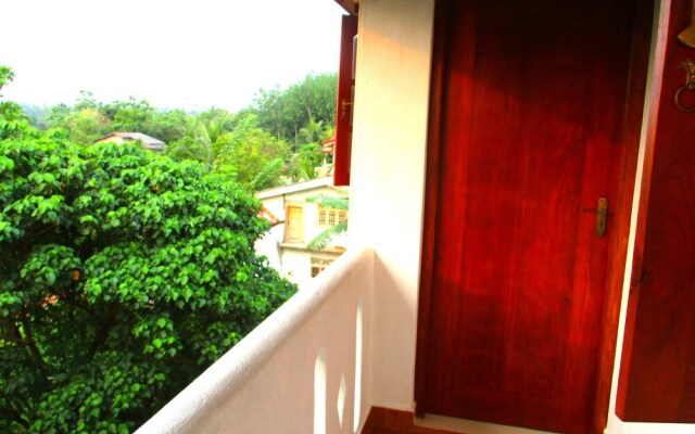 Fresh Air Villa Guest House