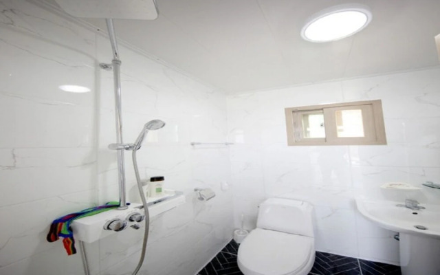 Jindo Arirang Beach Pension