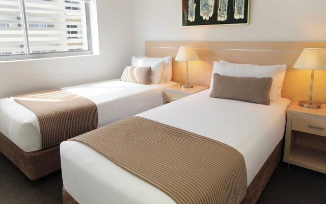 Oaks Townsville Gateway Suites