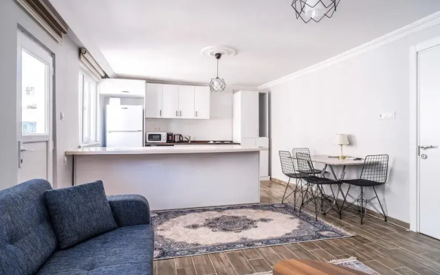 Flat w Balcony 10 min to Uskudar Coast