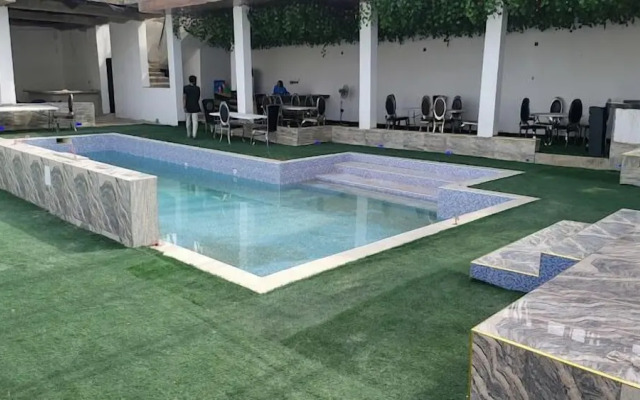 Immaculate Hotel Apartment And Suites