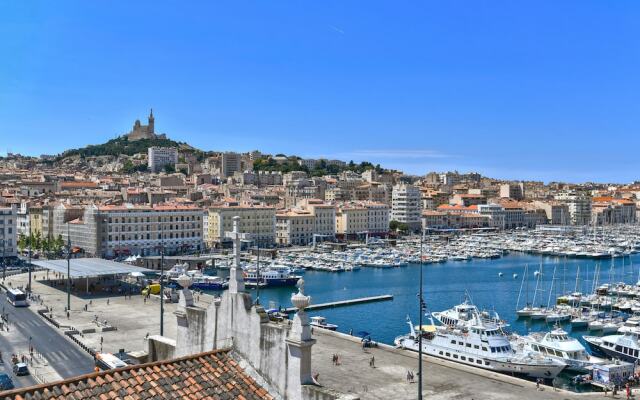 Le République - Balcon sur le Vieux-Port