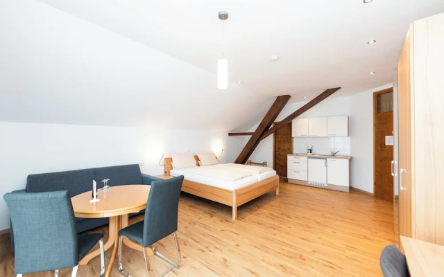 Weingut & Gästehof Borst