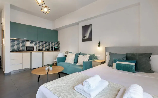 Cassiopeia - Studio & Balcony in Athens