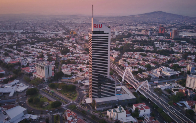 Hotel Riu Plaza Guadalajara