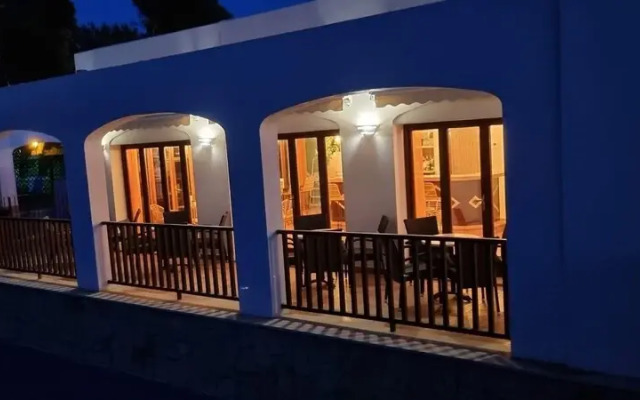 Luxury Apartment for 4 People in Cala D'or