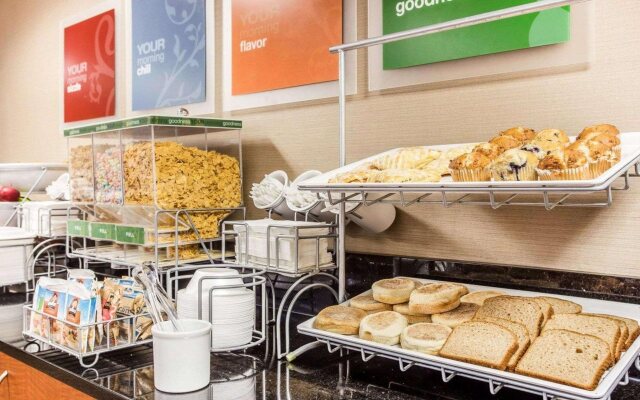 Comfort Suites Morrow - Atlanta South