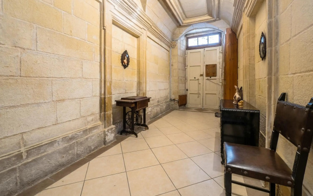 Valletta Main Street Apartment DELUXE