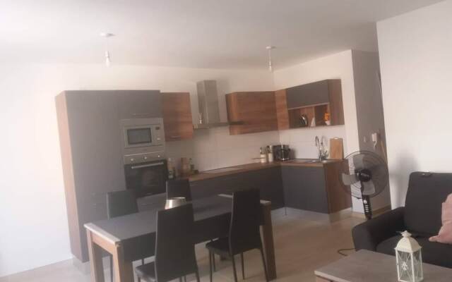 Charming 2-bed Apartment in san Gwann