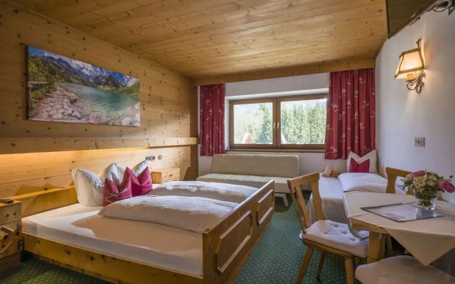 Pension Hüttwirt