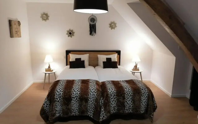 Villa in Monce-en-belin Near Le Mans Circuit