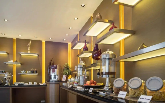 Holiday Mansion Bangkok
