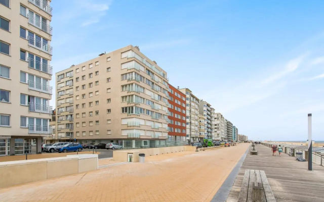 Modern and bright seaside app w seaview & terrace