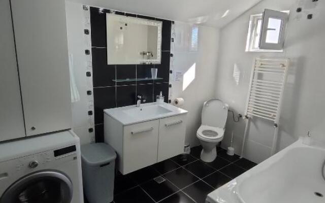 "Apartament"-Casa Genius