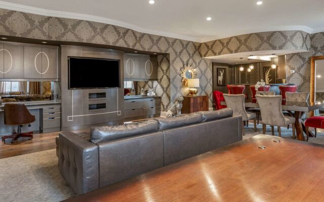 The Fort Garry Hotel, Spa and Conference Centre, an Ascend Collection Hotel