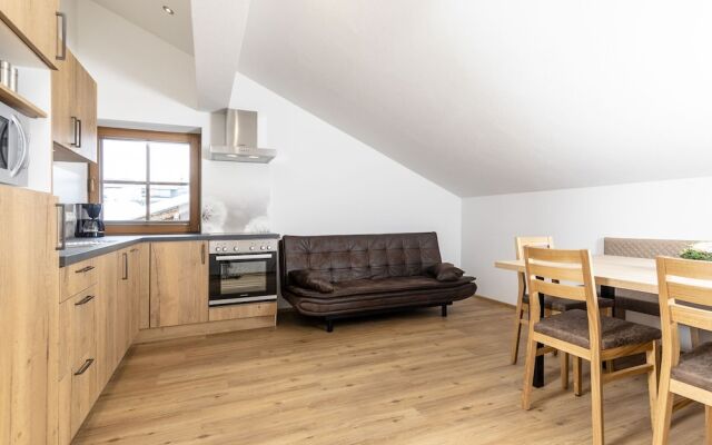 Lavish Apartment in Kaltenbach Near Ski Area