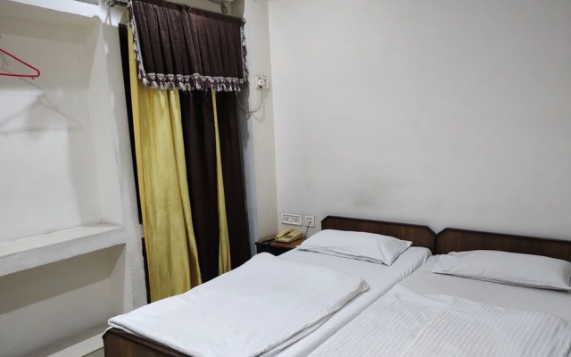 Hotel Samrat