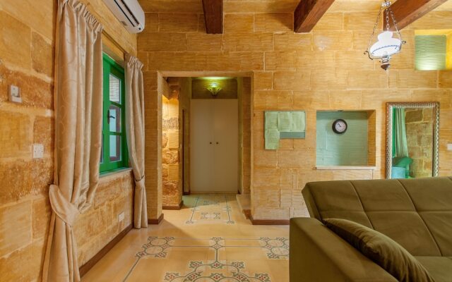 Gozitan Farmhouse with Pool - PP 3