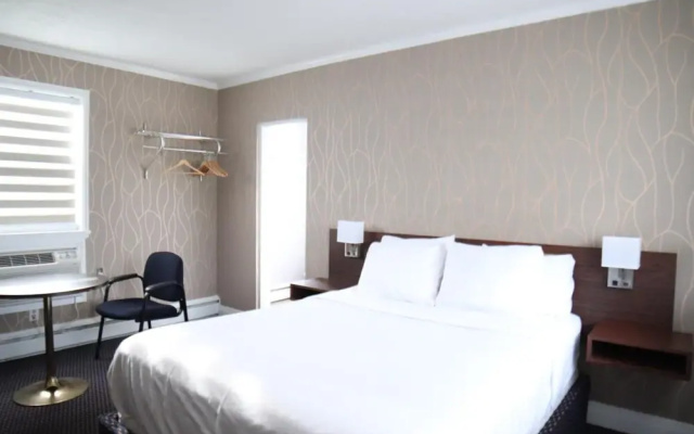 Walkerton Inn Motel